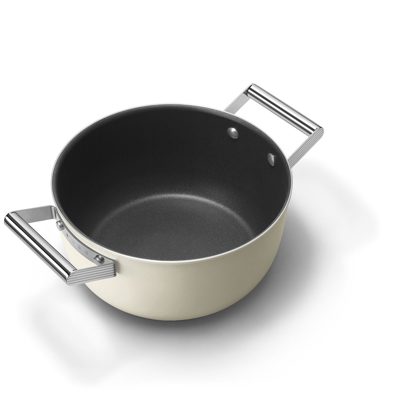 Olla Antiadherente Smeg, Estilo años 50, Crema, CKFC2411CRM