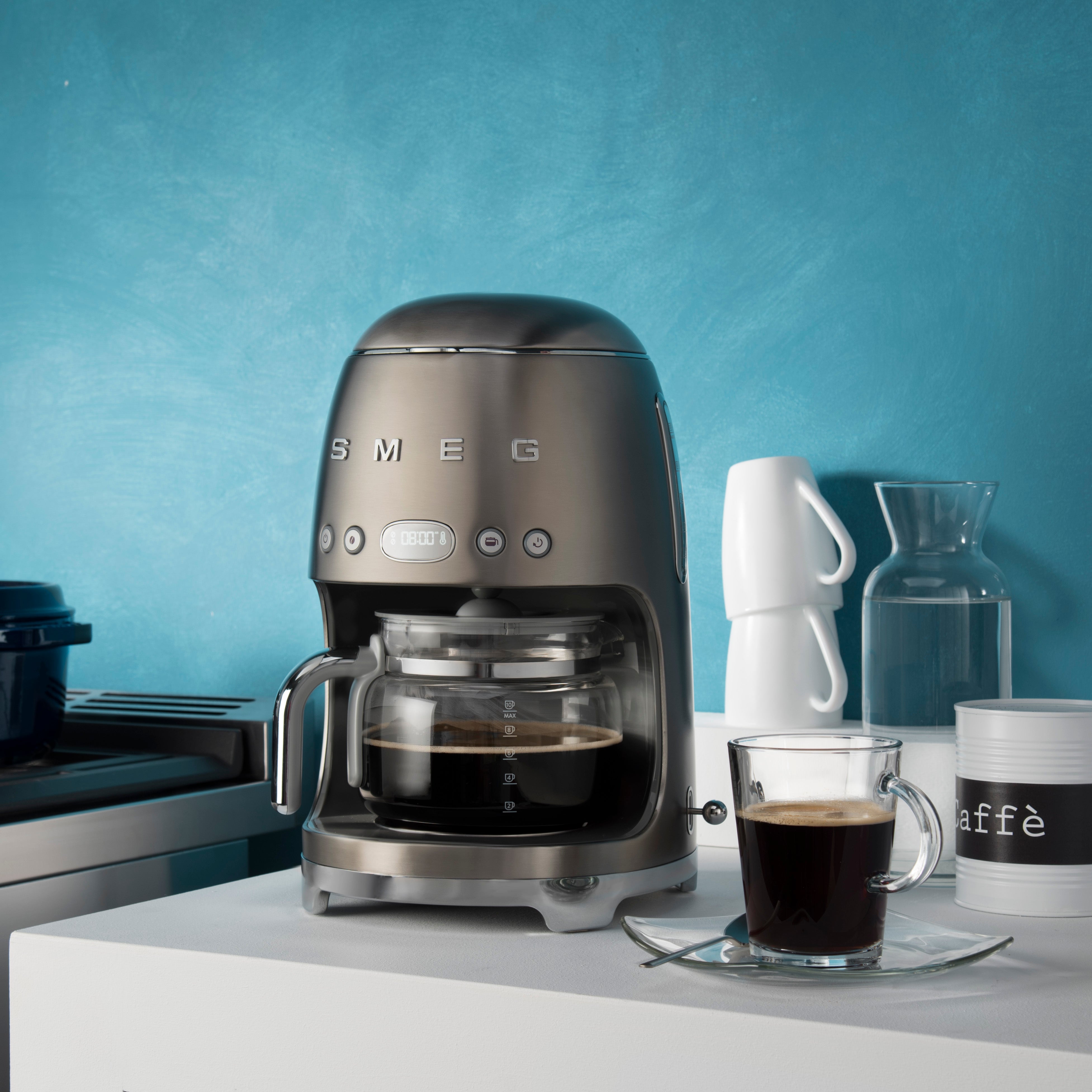 Cafetera de Goteo Smeg, Estilo años 50, 1050W, Acero, DCF02SSEU