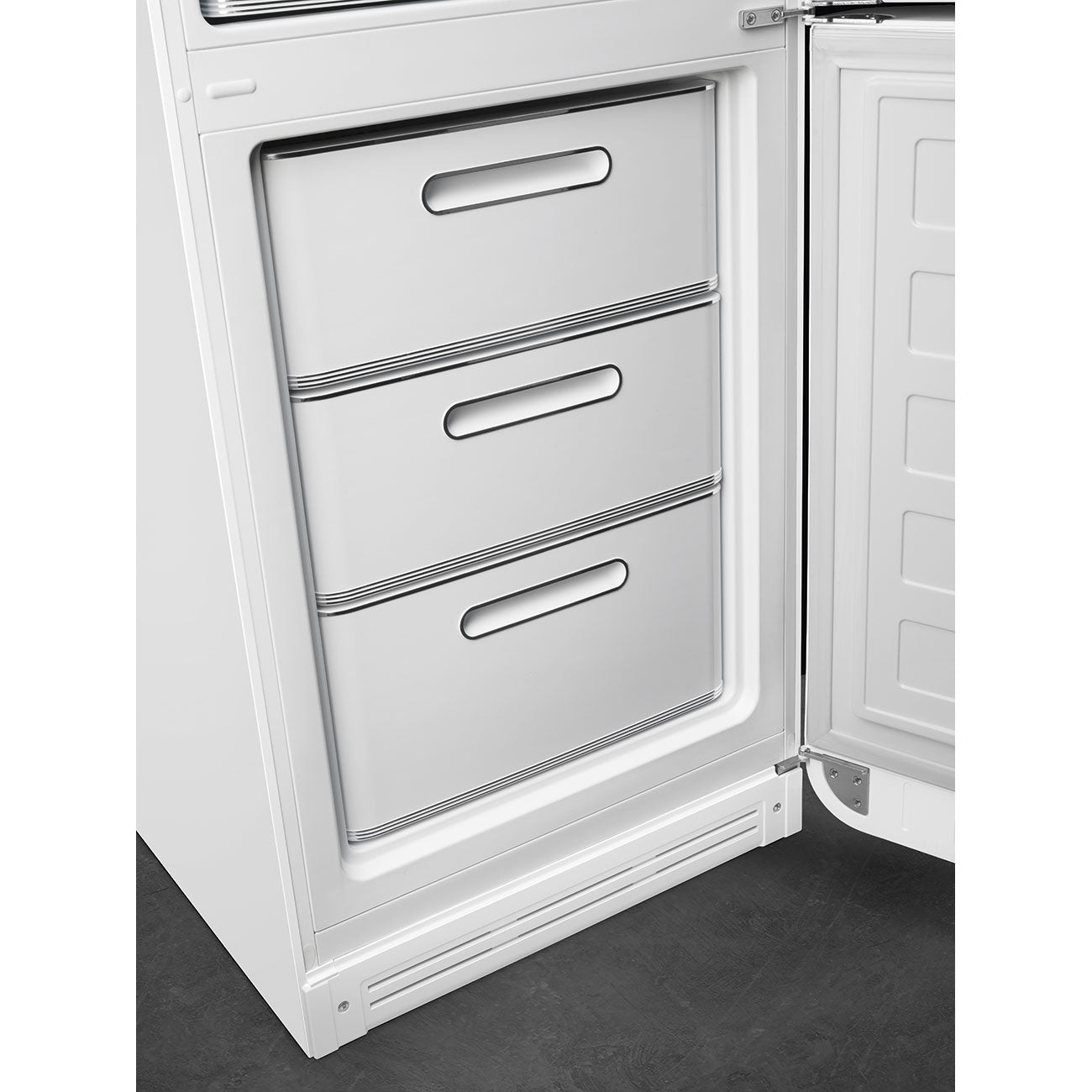 Refrigerador Smeg 2 Puertas, Estilo anõs 50, Bisagra a la derecha, 220v, Blanco, FAB32RWH5